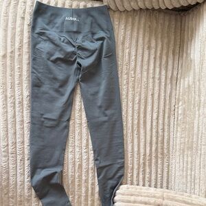 Aurora Women's Gray Leggings